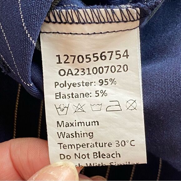 Commense Navy Pinstripe Pleated Wide-Leg Trousers Size Large - Picture 12 of 16